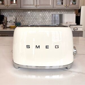 SMEG 2-Slice Retro Toaster Cream